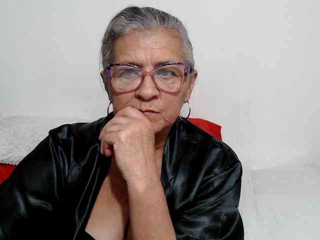 candy-mature webcam