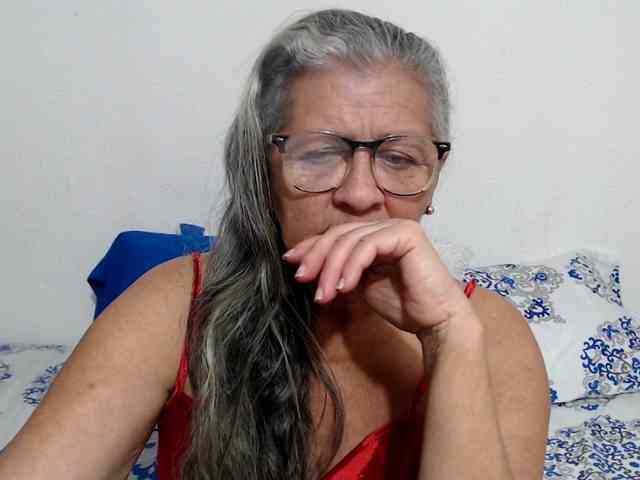 candy-mature