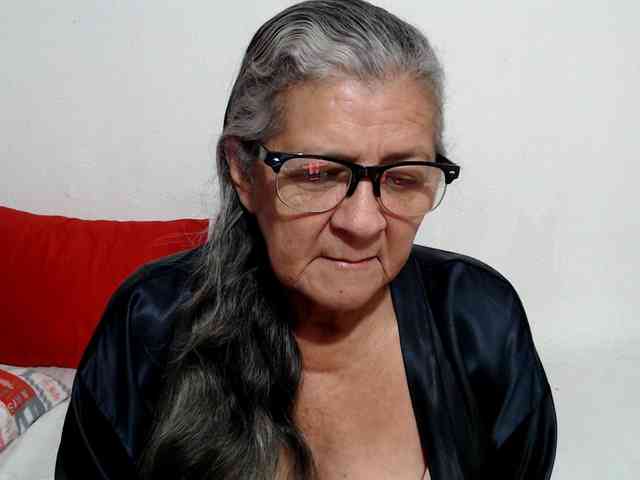 candy-mature webcam