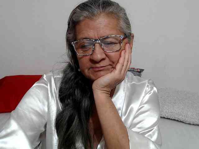 candy-mature webcam