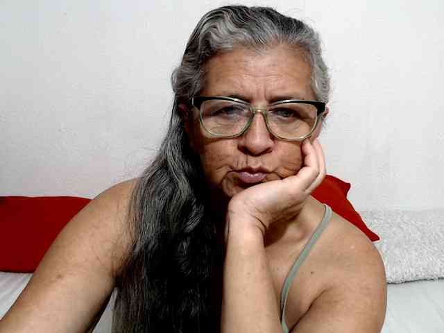 candy-mature webcam