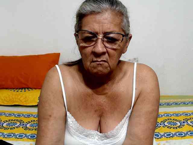 candy-mature webcam