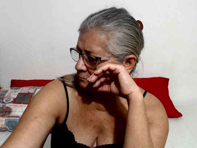 candy-mature webcam
