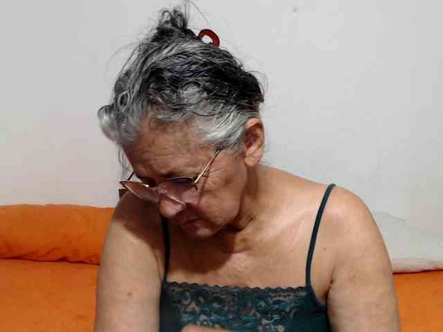 candy-mature candy-mature