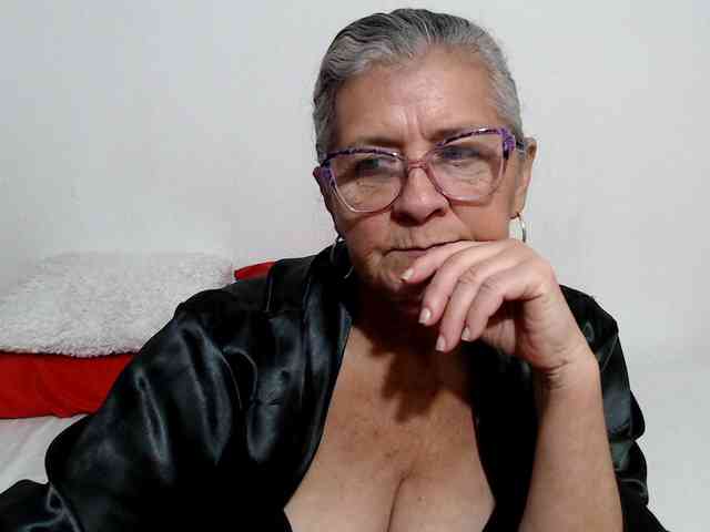 candy-mature webcam