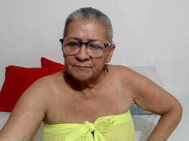 candy-mature webcam