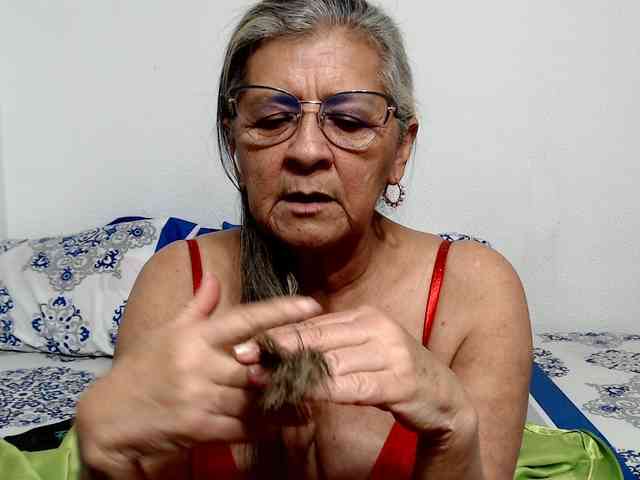candy-mature webcam