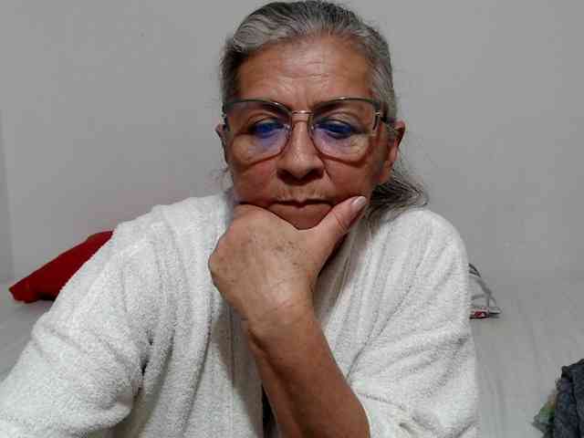 candy-mature