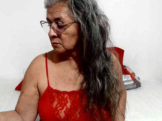 candy-mature webcam