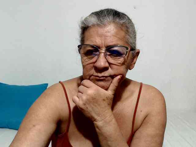 candy-mature webcam