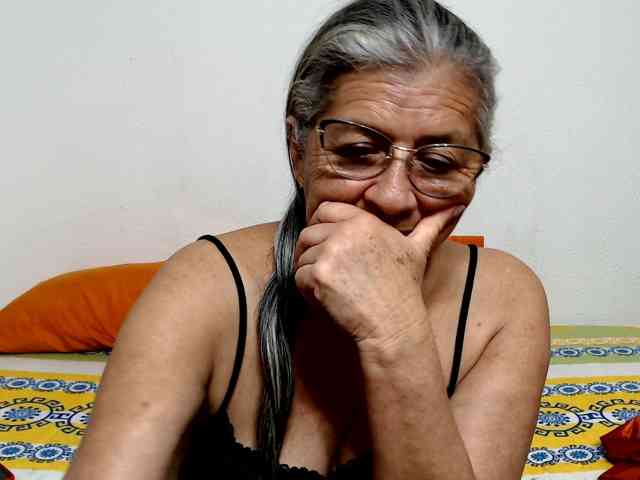 candy-mature webcam