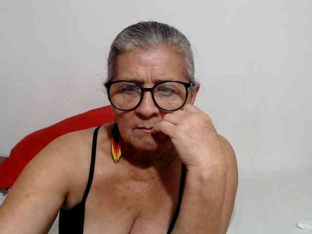 candy-mature webcam