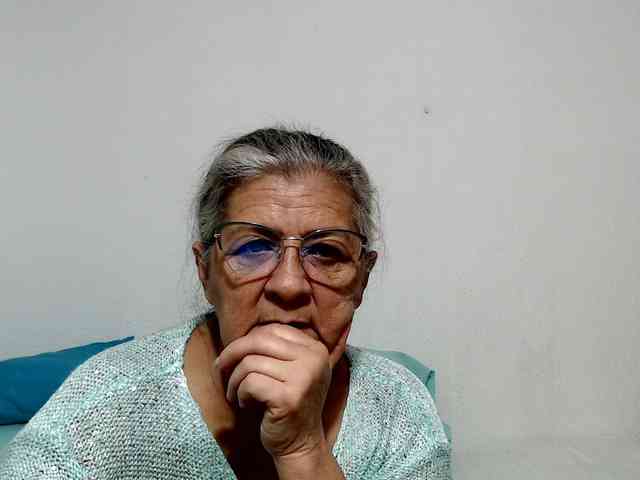 candy-mature