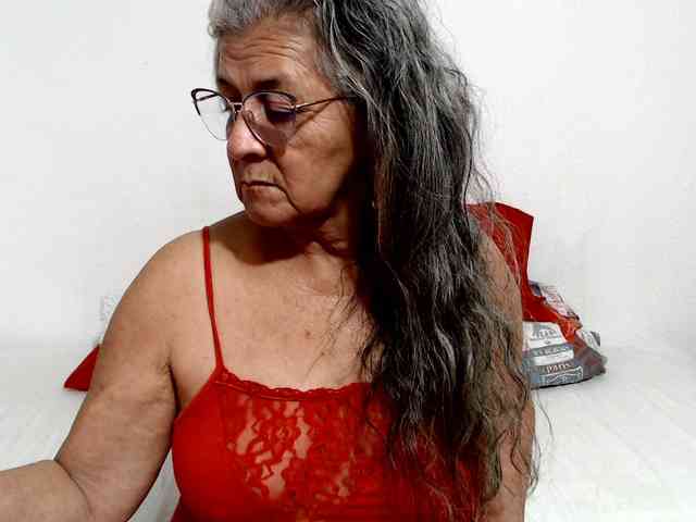 candy-mature webcam