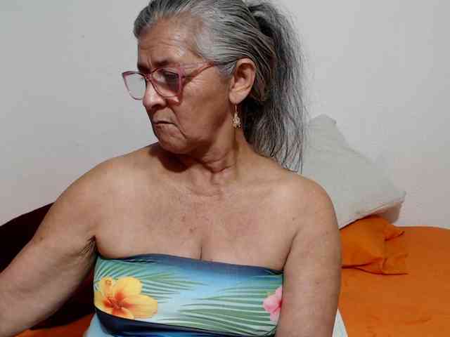 candy-mature webcam