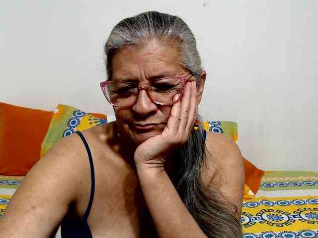 candy-mature webcam