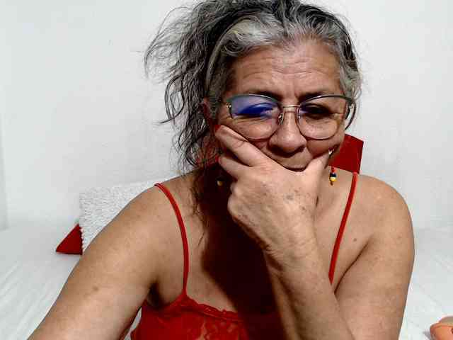 candy-mature webcam