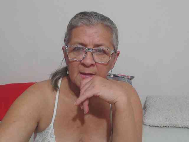 candy-mature webcam