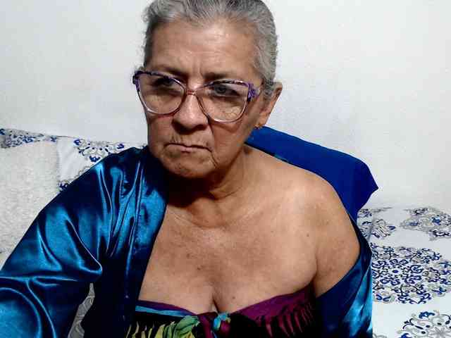candy-mature webcam