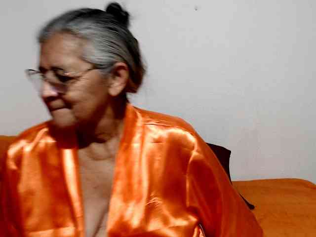 candy-mature candy-mature
