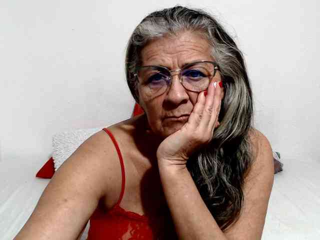 candy-mature webcam