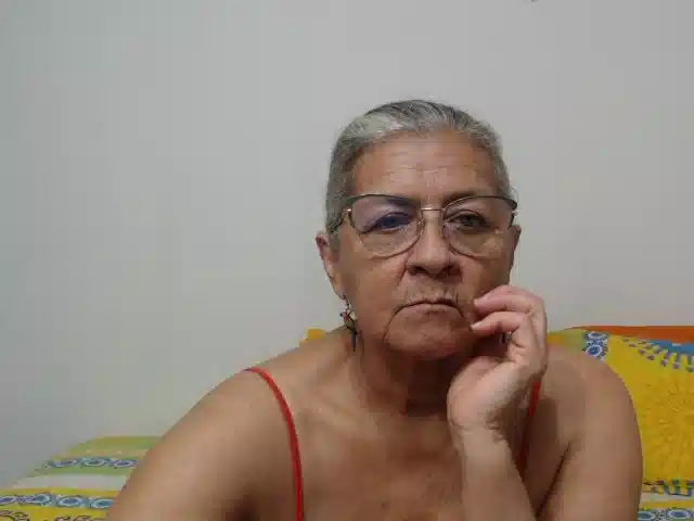candy-mature