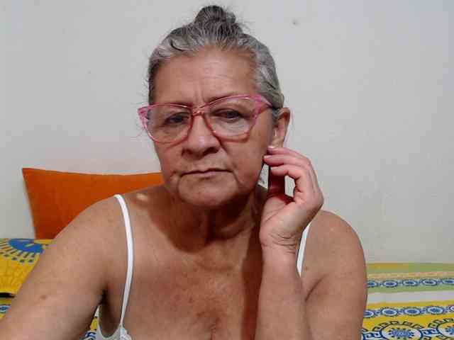 candy-mature webcam