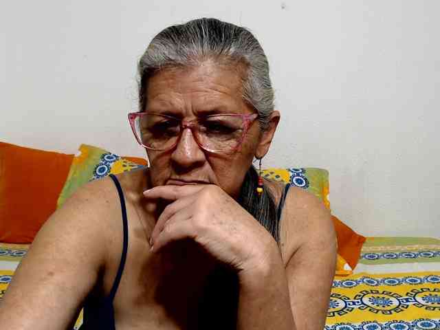 candy-mature candy-mature