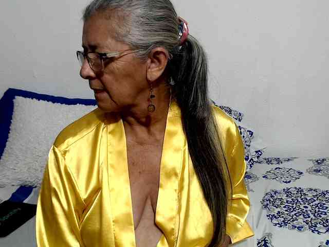 candy-mature webcam