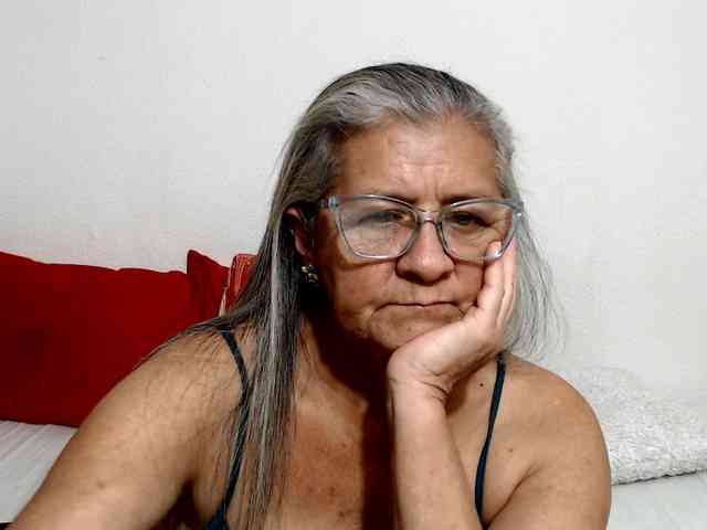 candy-mature webcam