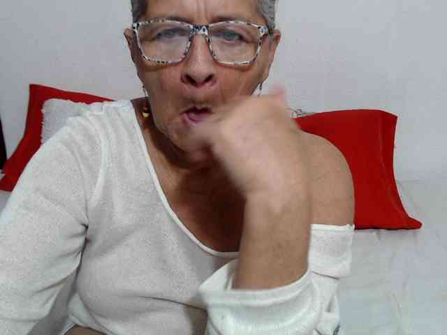 candy-mature webcam