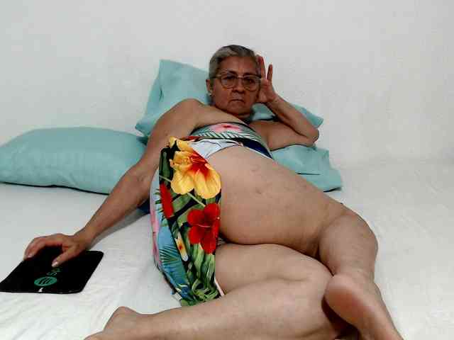 candy-mature webcam