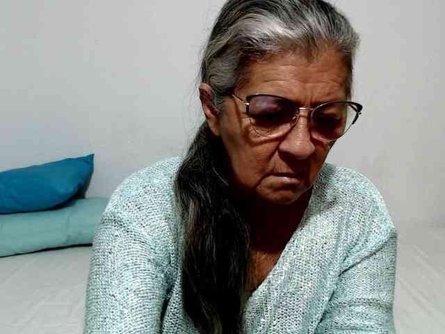 candy-mature
