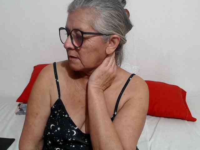 candy-mature webcam