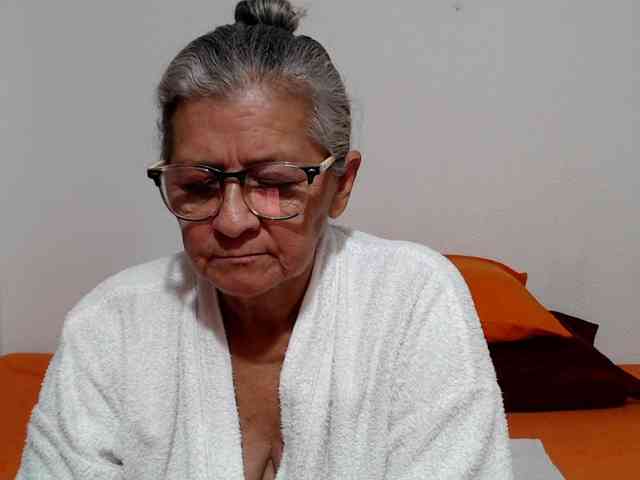 candy-mature webcam