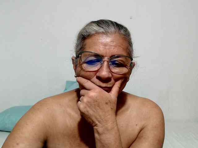candy-mature webcam