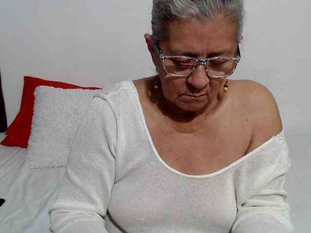 candy-mature webcam