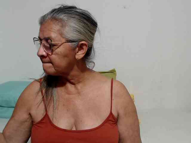 candy-mature webcam