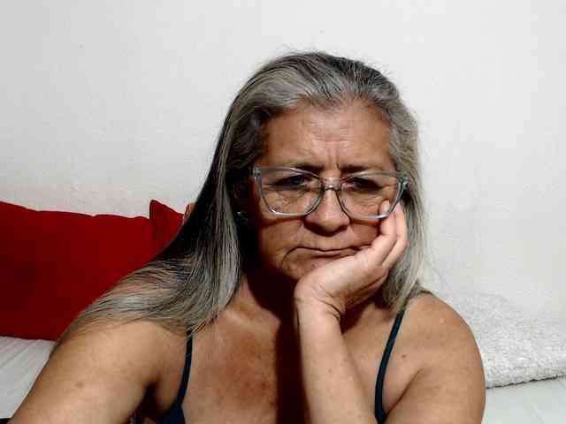 candy-mature webcam