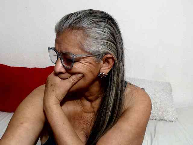 candy-mature webcam