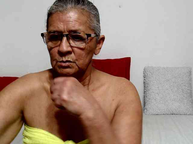 candy-mature webcam