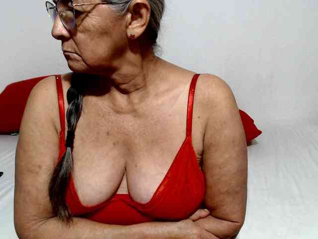 candy-mature webcam
