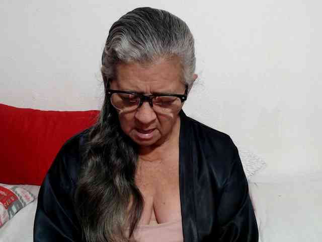 candy-mature webcam