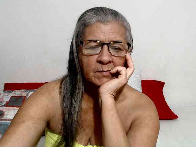 candy-mature webcam