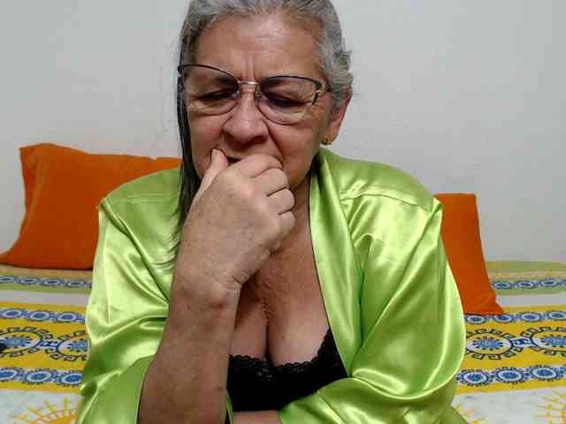 candy-mature webcam