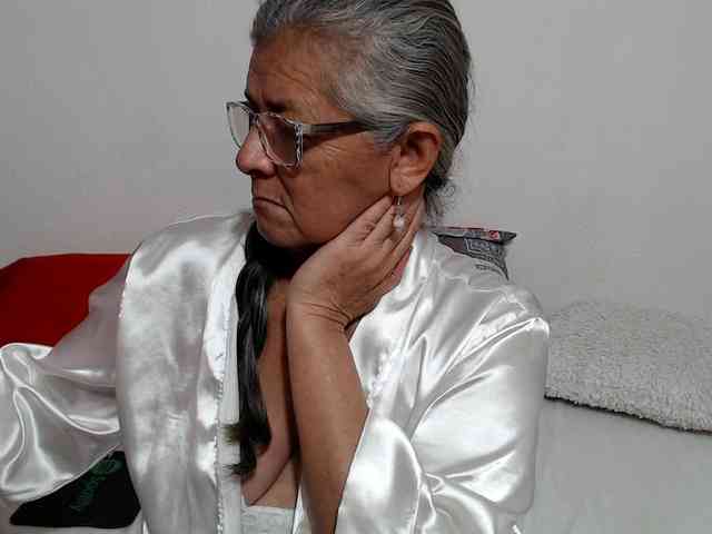 candy-mature webcam