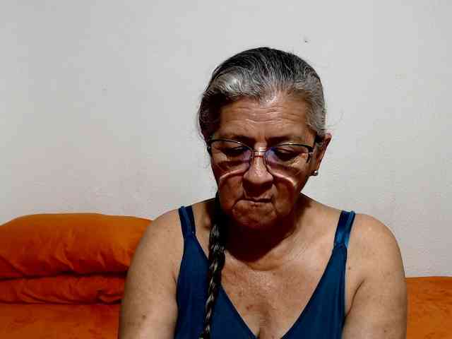 candy-mature webcam