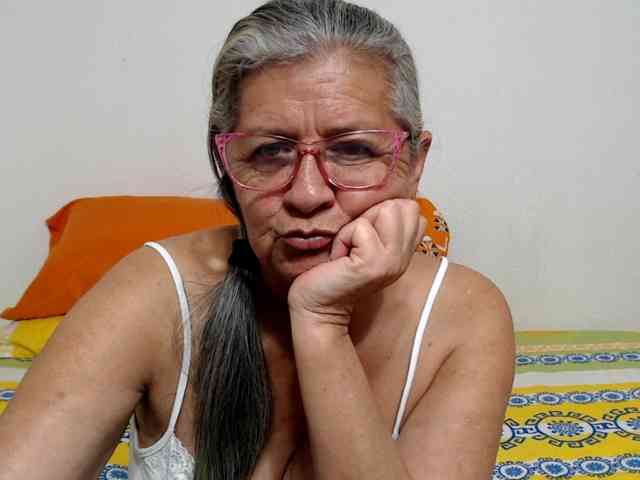 candy-mature webcam