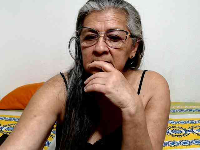candy-mature webcam