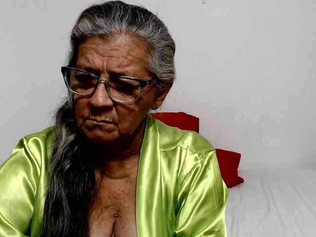 candy-mature webcam
